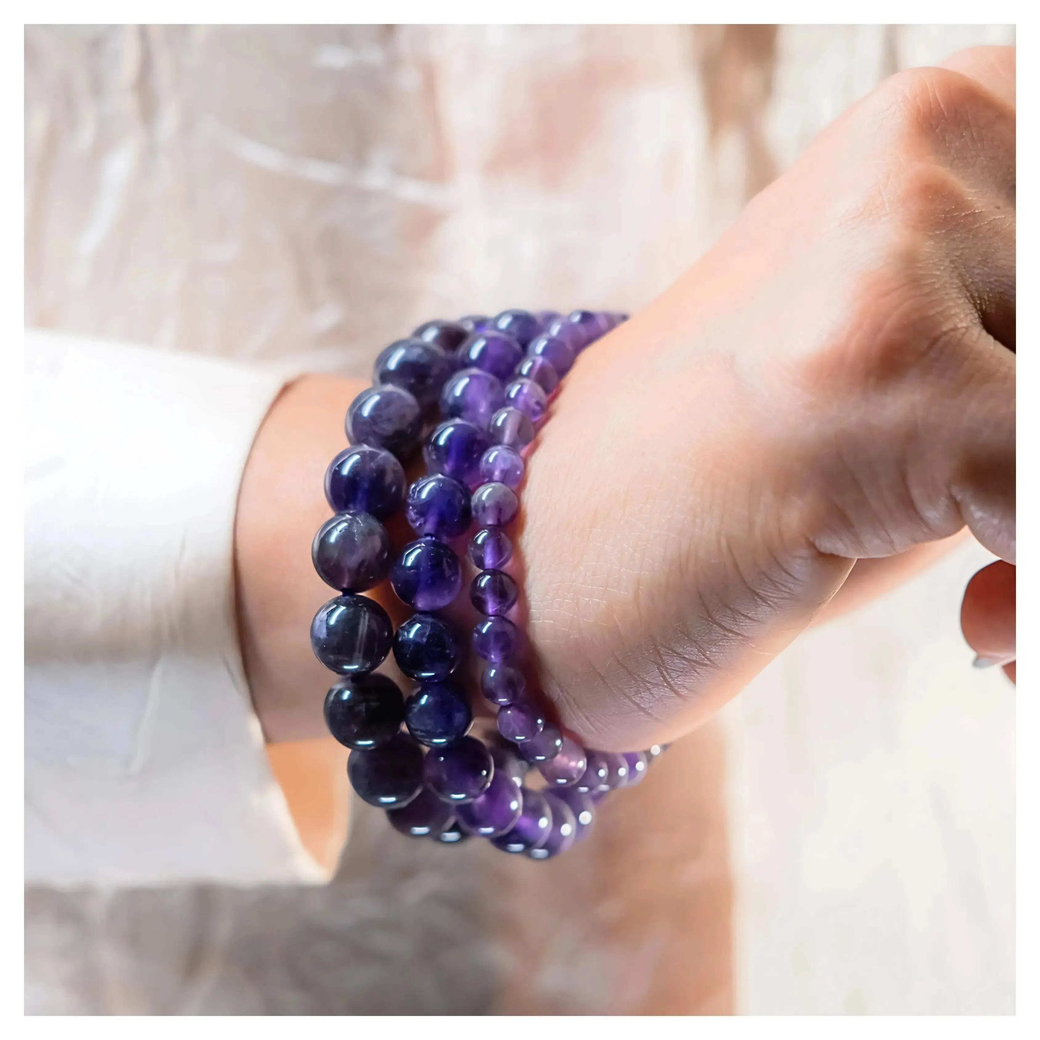 The Master Healer - Amethyst Classic Round - LA TATVA